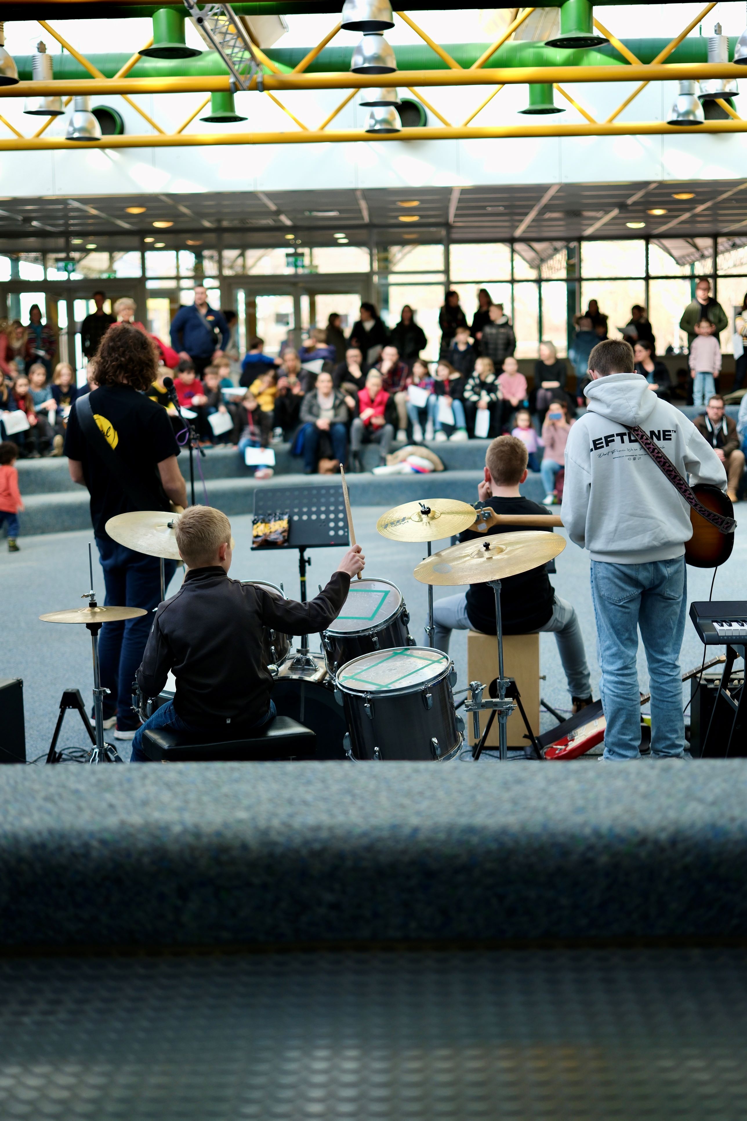 2024 Musik Band kleiner